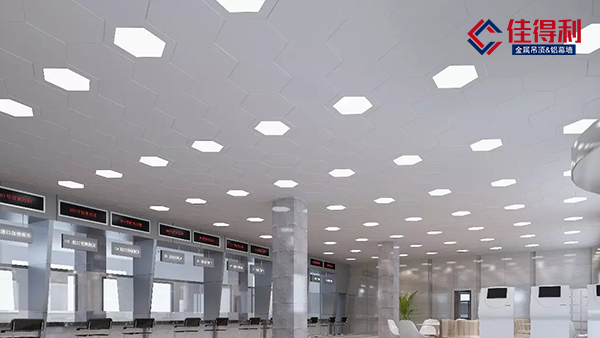 年底大促銷吊頂鋁扣板多少錢一平方？
